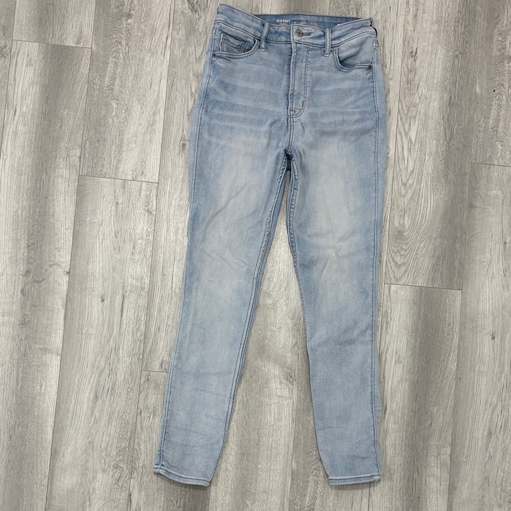 Old Navy - Extra High Rise Rockstar Super Skinny - Size 8